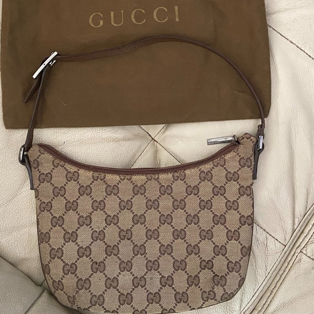 Authentic Gucci Pochette Bag